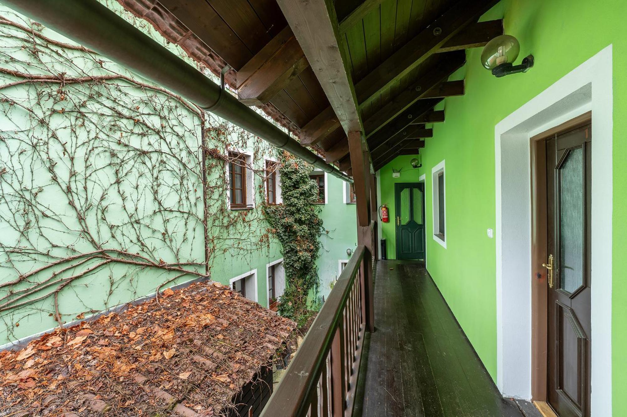 Rodinny Hotel Myslivna Třeboň Eksteriør bilde