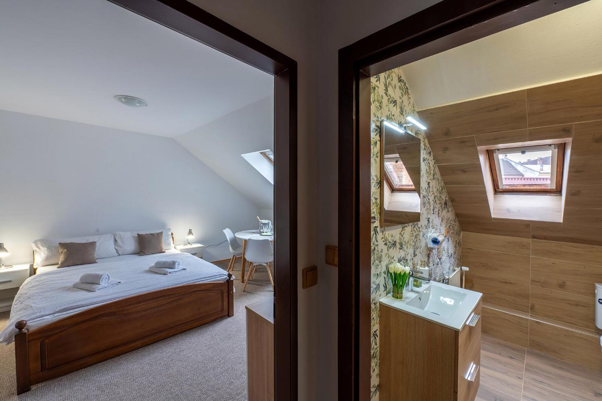 Rodinny Hotel Myslivna Třeboň Eksteriør bilde