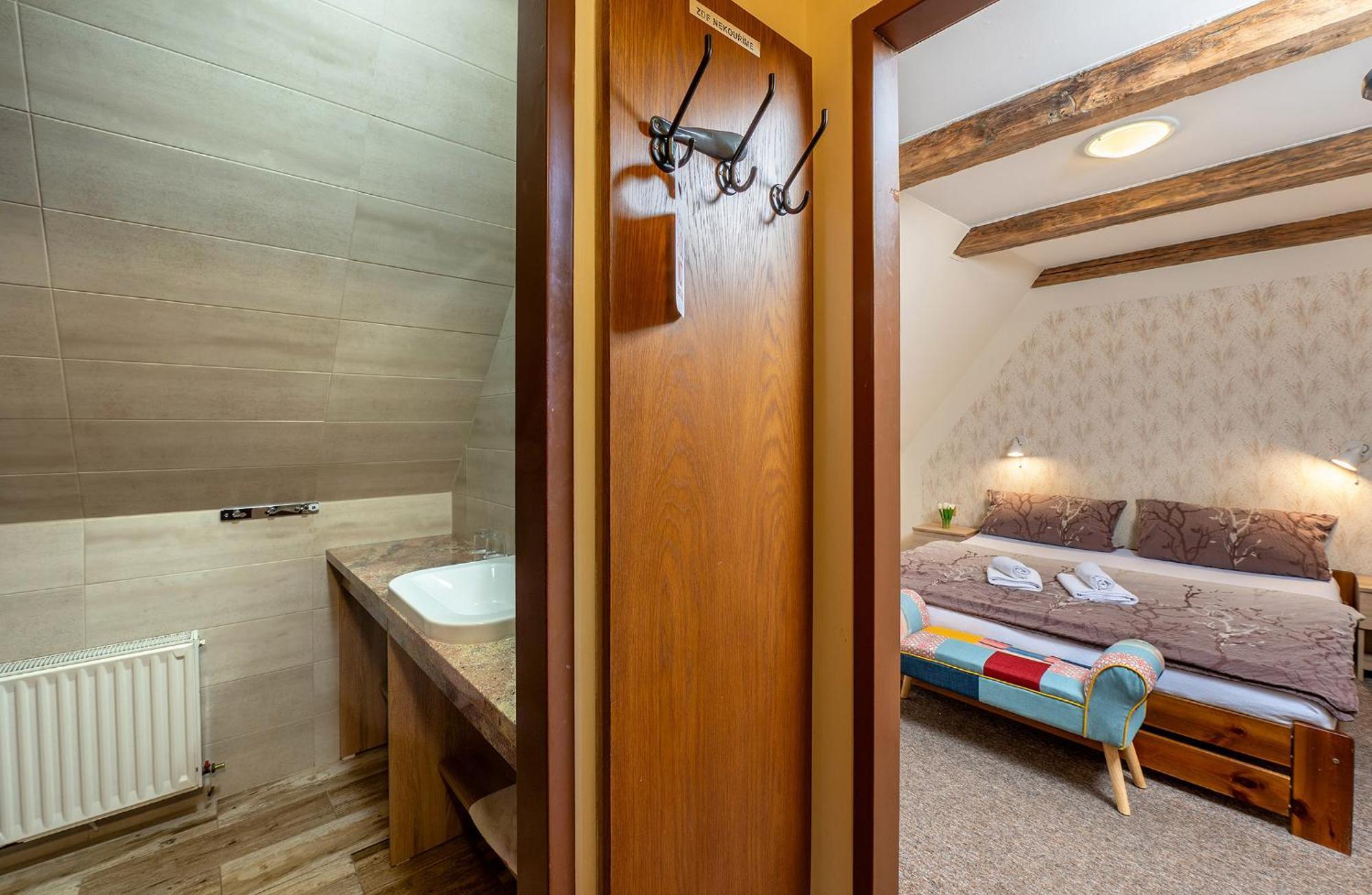 Rodinny Hotel Myslivna Třeboň Eksteriør bilde