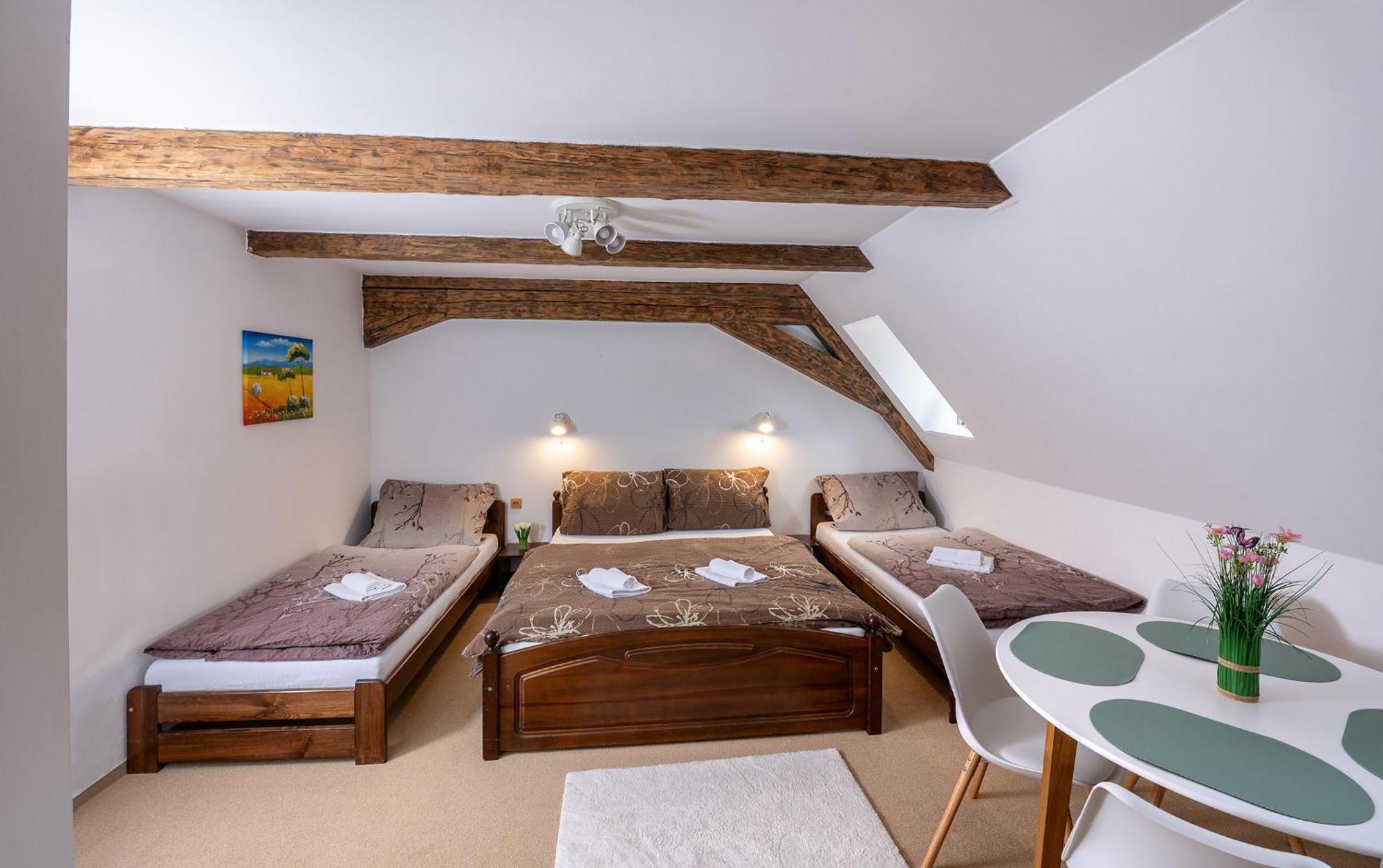 Rodinny Hotel Myslivna Třeboň Eksteriør bilde