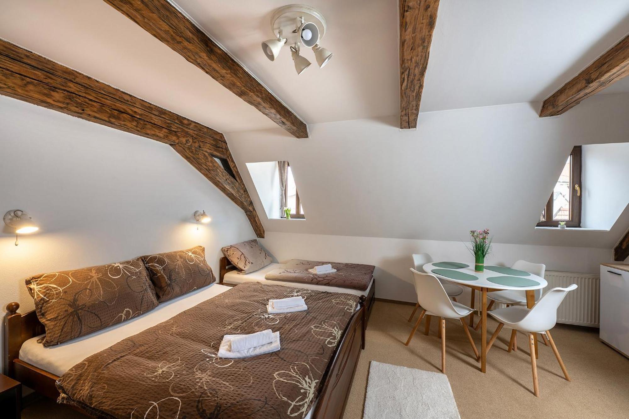 Rodinny Hotel Myslivna Třeboň Eksteriør bilde
