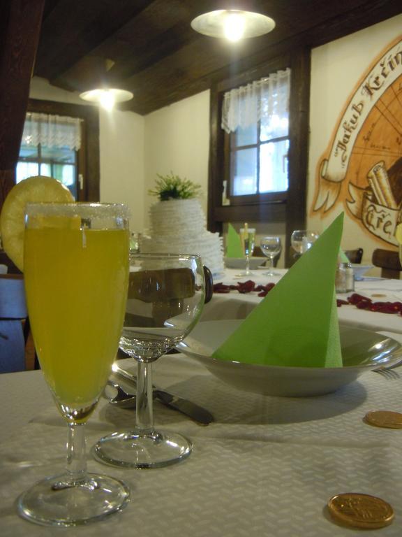 Rodinny Hotel Myslivna Třeboň Eksteriør bilde